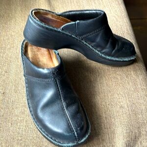 Naot Black Mules/Clogs size 38